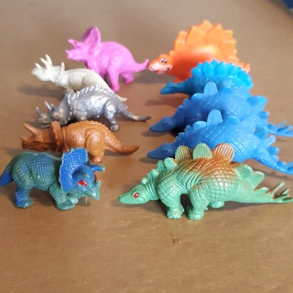 Lot of Vintage Dinosaur Toys - Picture 3 of 6